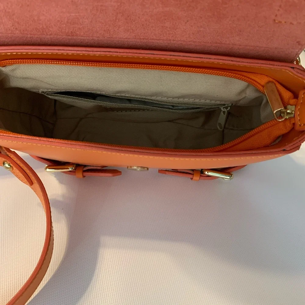 🔥HP🔥Bevini Modena genuine Italian leather orange purse - Picture 10 of 10